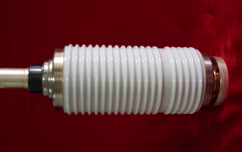 1445807717950620.jpg 真空滅弧室和固封極柱的關系