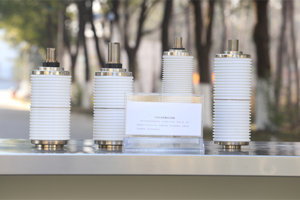 真空開關管絕緣外殼采用玻璃材料，優勢多多！